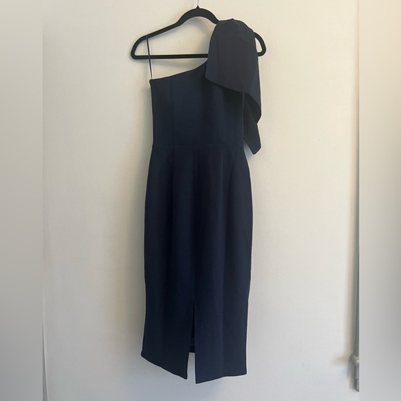 Dress The Population Tiffany One Shoulder Midi Dress in Midnight Blue - S - Picture 3 of 9